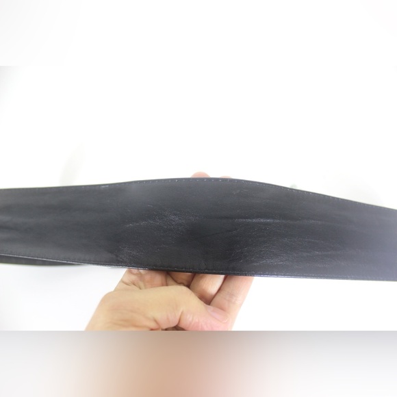 Black Thin Leather Belt Adjustable with Self Covered Buckle Eighties dress - Picture 6 of 8